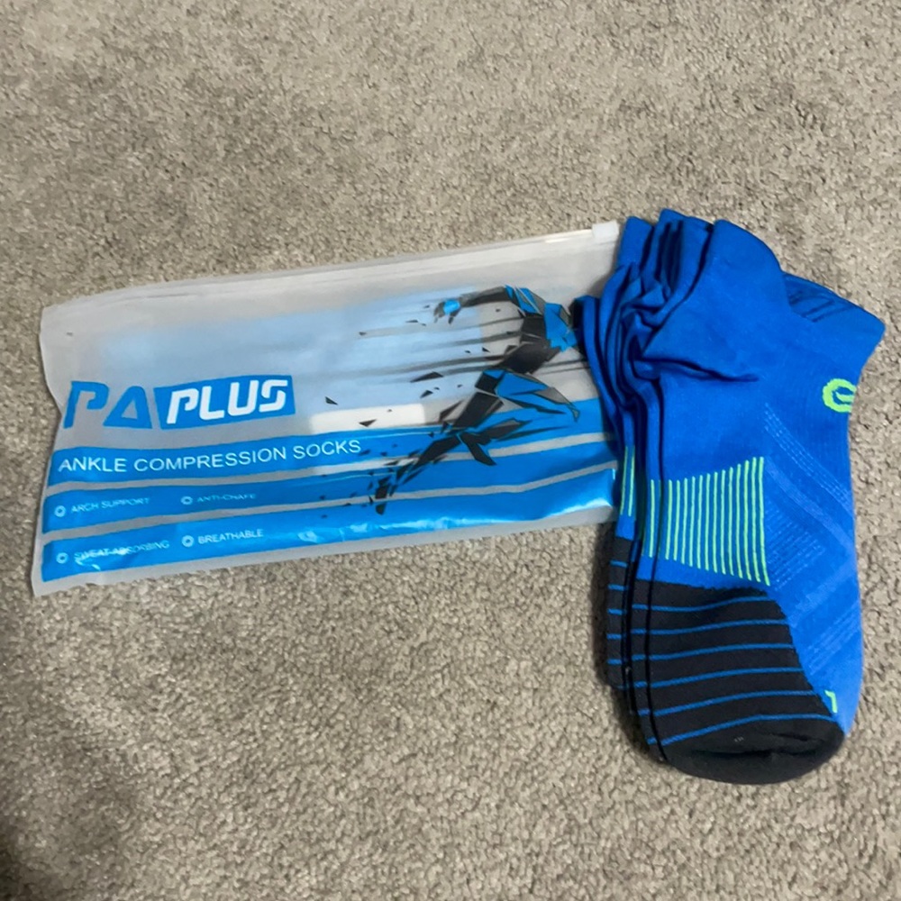 Compression socks NWT